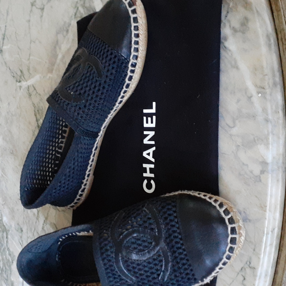 Chanel shoes - Picture 1 of 12